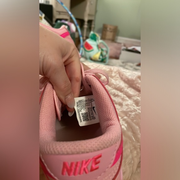 Triple pink Nike dunk - Picture 3 of 5